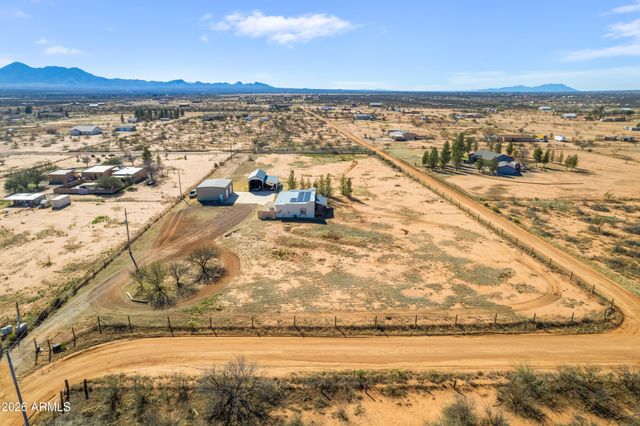 10254 E LIMOSINE Lane, Hereford, AZ 85615
