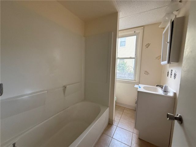 49 Sumner Avenue, Cranston, RI 02920
