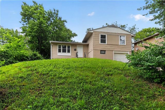 3900 E 47TH Terrace, Kansas City, MO 64130
