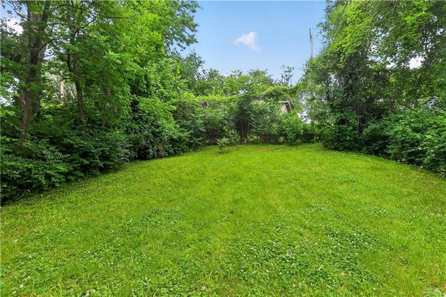 3900 E 47TH Terrace, Kansas City, MO 64130