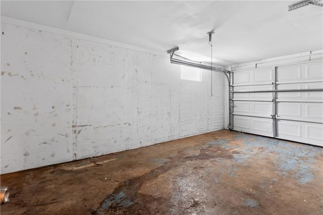 3900 E 47TH Terrace, Kansas City, MO 64130