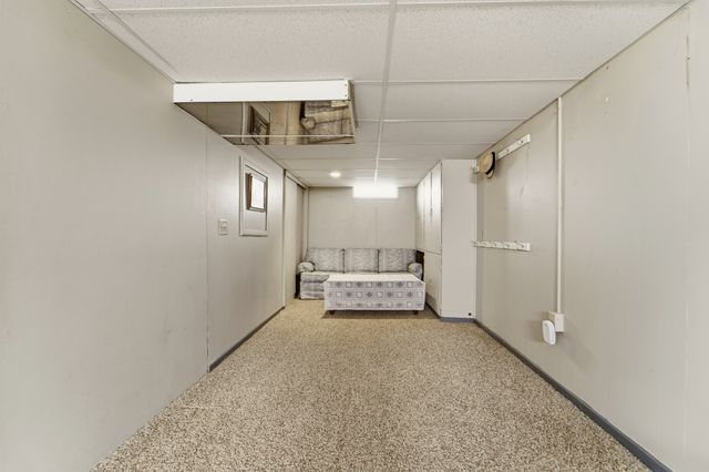 3910 E 8th Street, Des Moines, IA 50316