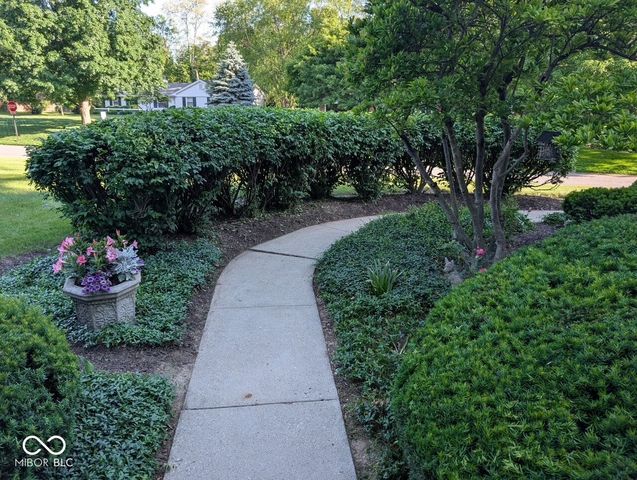 7710 Cree Trail, Indianapolis, IN 46250