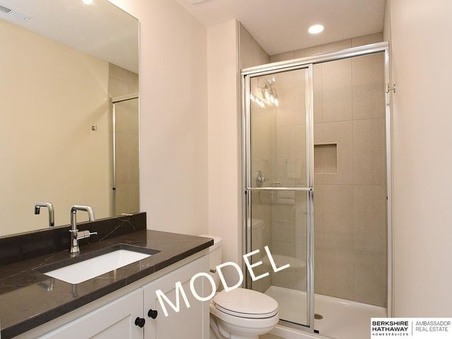 9956 S 118th Street, Papillion, NE 68046