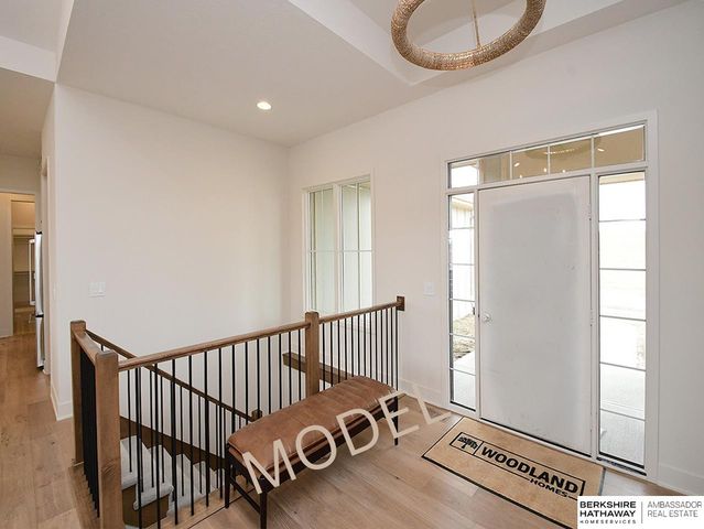 9956 S 118th Street, Papillion, NE 68046