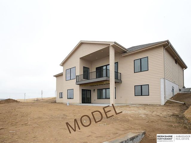 9956 S 118th Street, Papillion, NE 68046