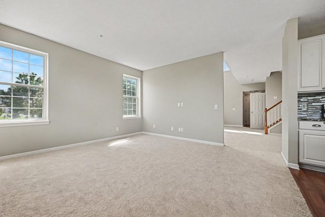 5135 Holly Lane N 2204, Plymouth, MN 55446