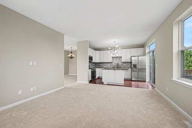 5135 Holly Lane N 2204, Plymouth, MN 55446