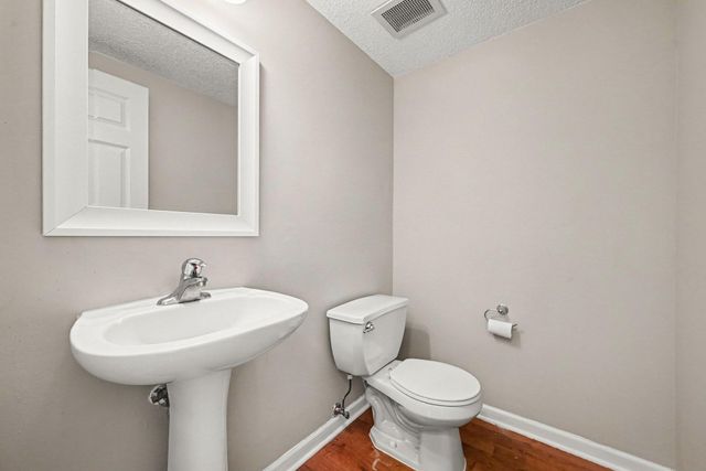 5135 Holly Lane N 2204, Plymouth, MN 55446