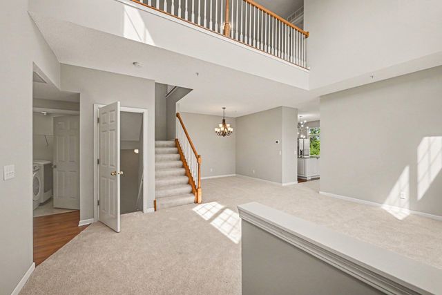 5135 Holly Lane N 2204, Plymouth, MN 55446