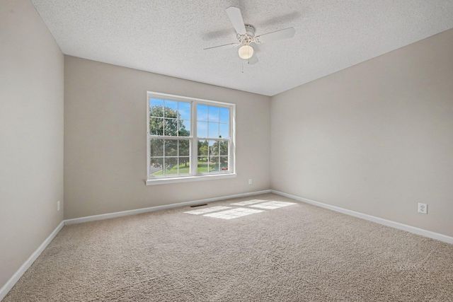 5135 Holly Lane N 2204, Plymouth, MN 55446