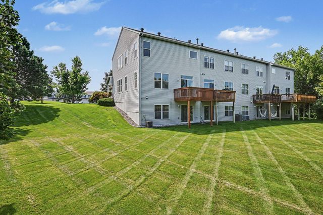 5135 Holly Lane N 2204, Plymouth, MN 55446