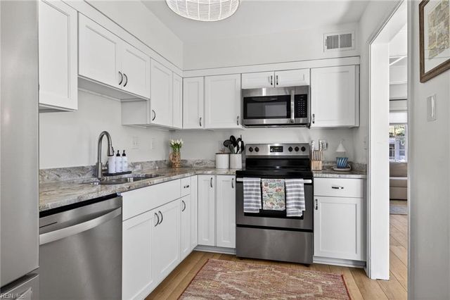 212 58th ST, Virginia Beach, VA 23451