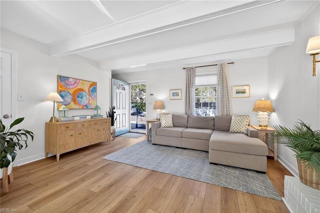 212 58th ST, Virginia Beach, VA 23451