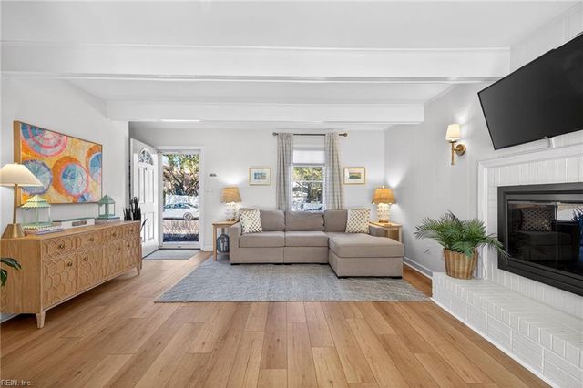 212 58th ST, Virginia Beach, VA 23451