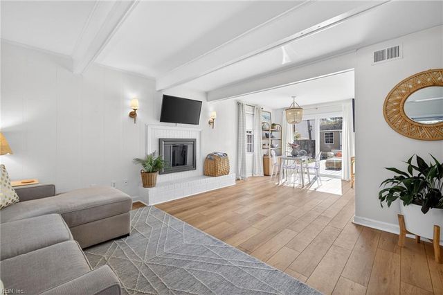 212 58th ST, Virginia Beach, VA 23451