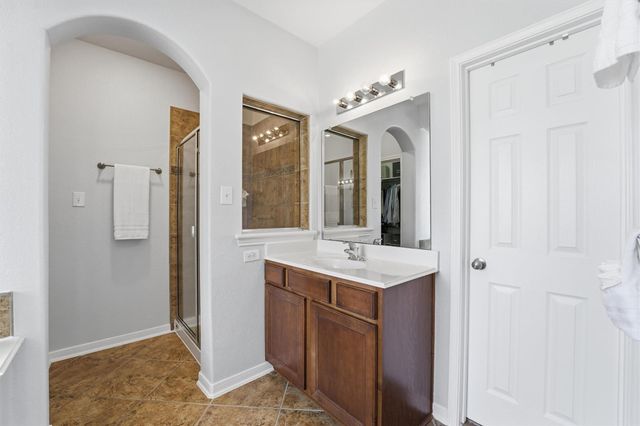 6102 Lakenshire Falls Lane, Katy, TX 77494