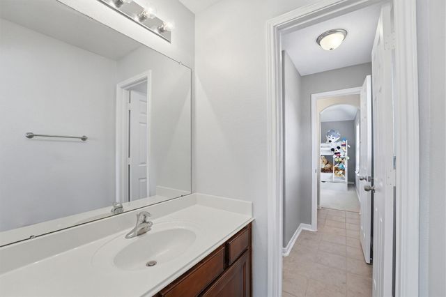 6102 Lakenshire Falls Lane, Katy, TX 77494