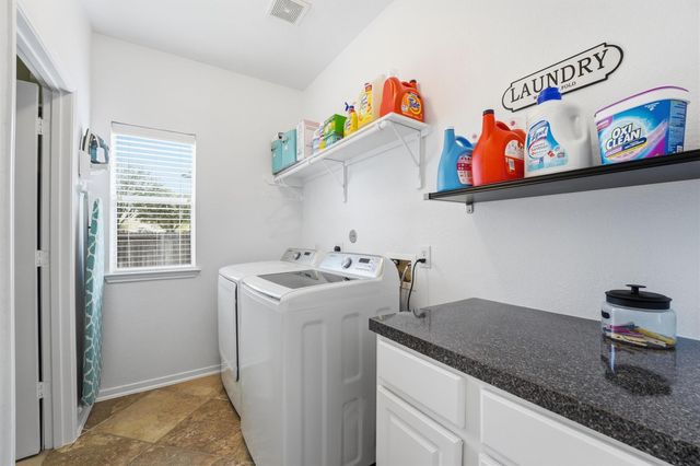 6102 Lakenshire Falls Lane, Katy, TX 77494