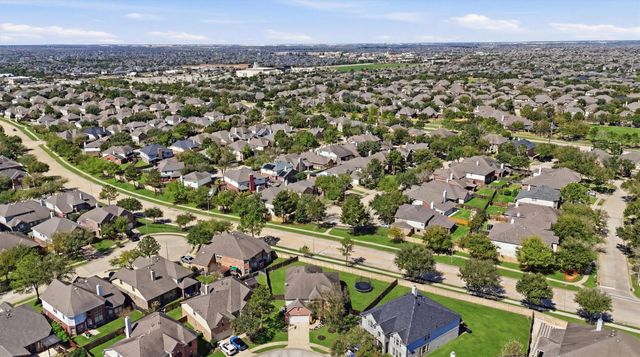 6102 Lakenshire Falls Lane, Katy, TX 77494