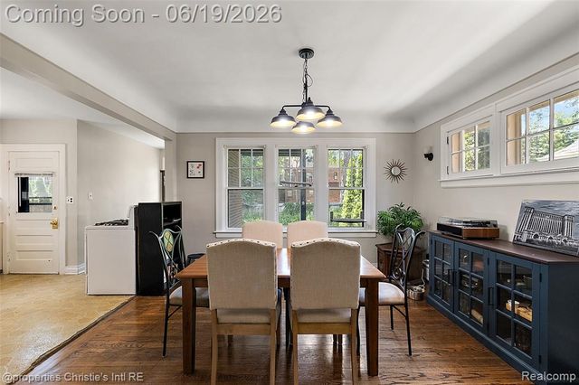 1251 Bishop Road, Grosse Pointe, MI 48230