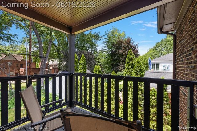 1251 Bishop Road, Grosse Pointe, MI 48230
