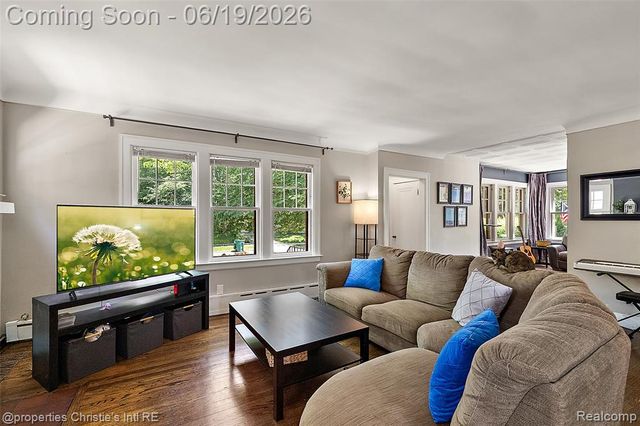 1251 Bishop Road, Grosse Pointe, MI 48230