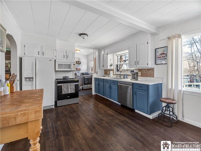 209 Southland Avenue, Busti, NY 14750