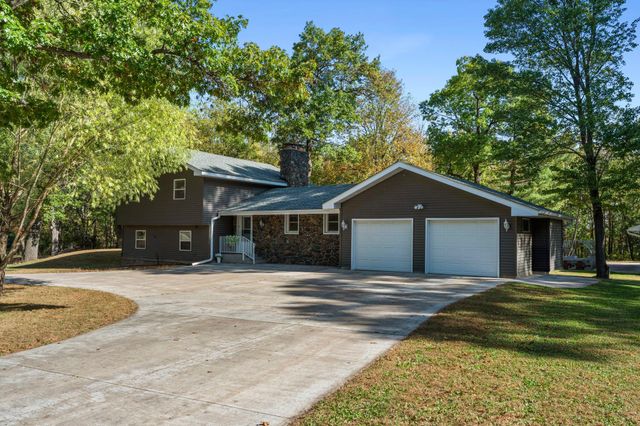 19177 Greenbrook Drive NE, Wyoming, MN 55092