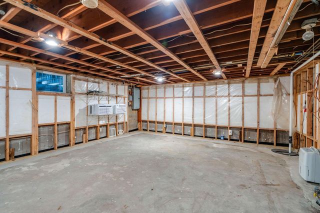 19177 Greenbrook Drive NE, Wyoming, MN 55092