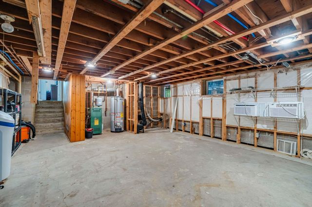 19177 Greenbrook Drive NE, Wyoming, MN 55092