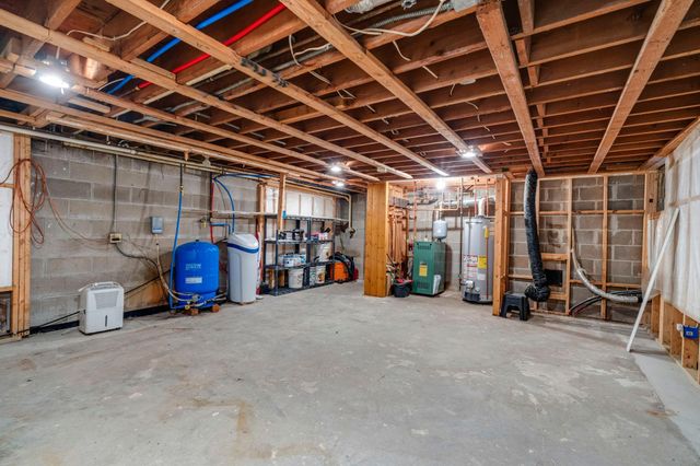 19177 Greenbrook Drive NE, Wyoming, MN 55092