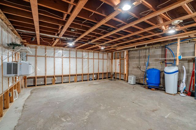 19177 Greenbrook Drive NE, Wyoming, MN 55092