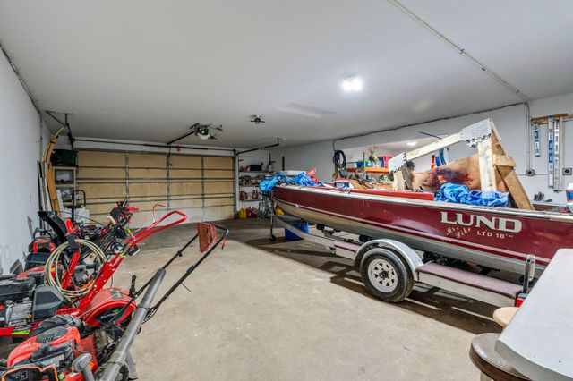 19177 Greenbrook Drive NE, Wyoming, MN 55092