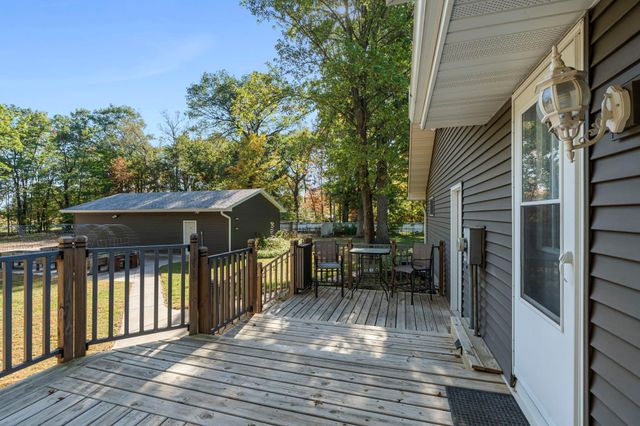 19177 Greenbrook Drive NE, Wyoming, MN 55092