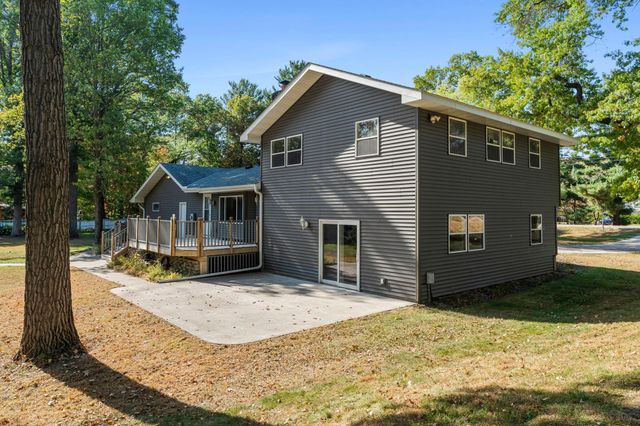 19177 Greenbrook Drive NE, Wyoming, MN 55092