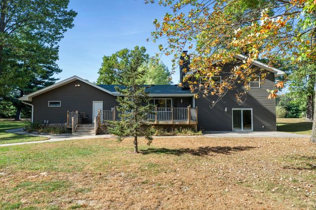 19177 Greenbrook Drive NE, Wyoming, MN 55092