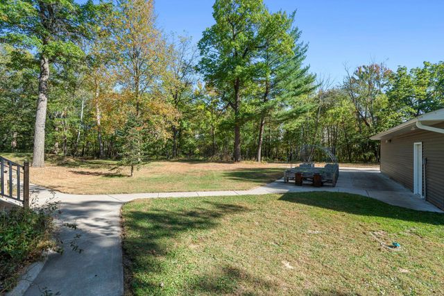 19177 Greenbrook Drive NE, Wyoming, MN 55092