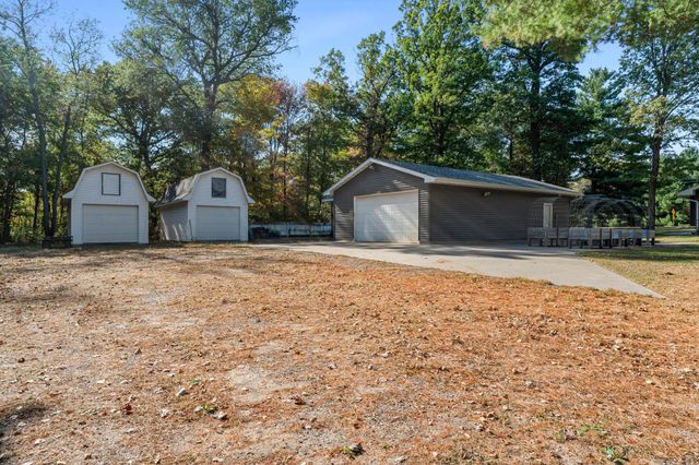 19177 Greenbrook Drive NE, Wyoming, MN 55092