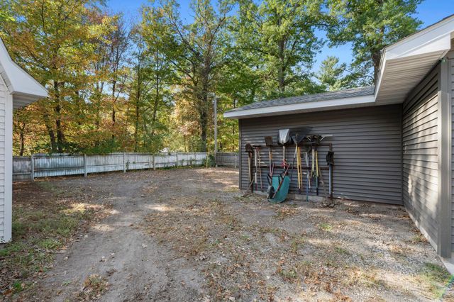 19177 Greenbrook Drive NE, Wyoming, MN 55092