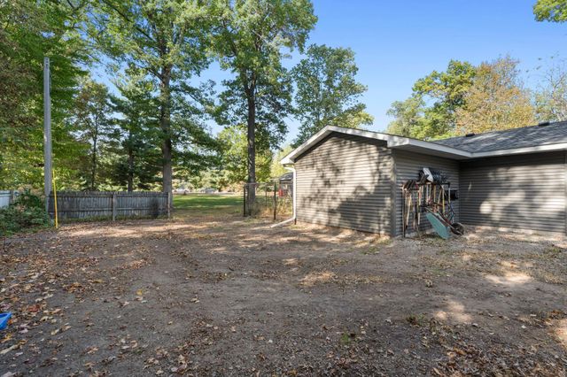 19177 Greenbrook Drive NE, Wyoming, MN 55092