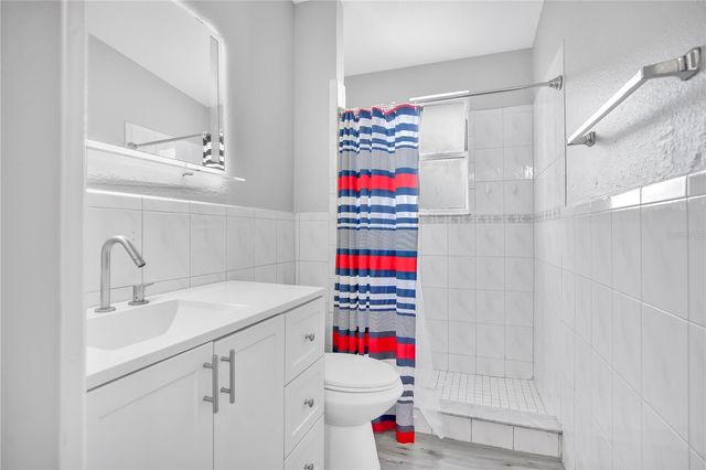 5450 ROSE AVENUE, Orlando, FL 32810