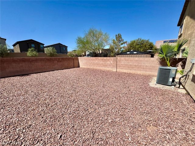 725 Brown Breeches Avenue, North Las Vegas, NV 89081