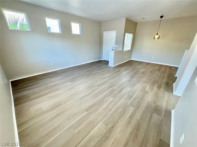 725 Brown Breeches Avenue, North Las Vegas, NV 89081