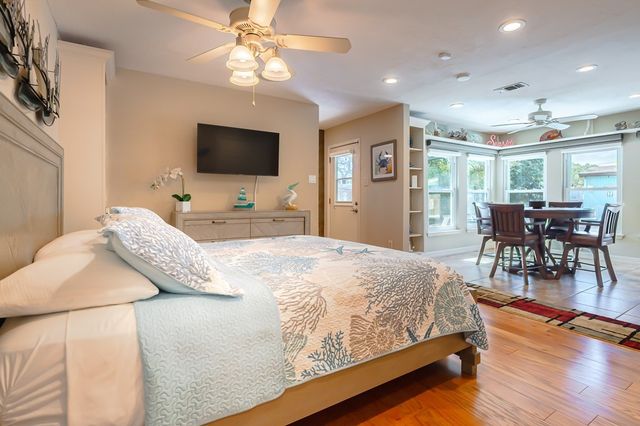 9 Sandra Dr, Fulton, TX 78358