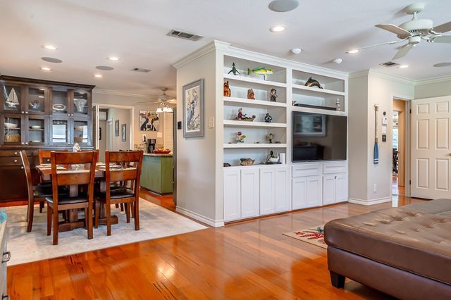 9 Sandra Dr, Fulton, TX 78358