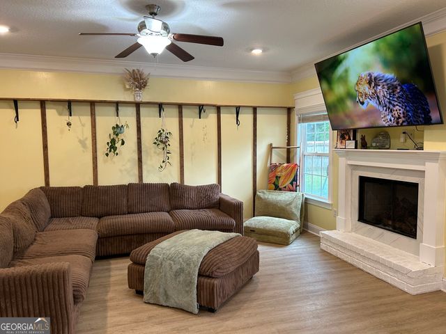 23 Palmer Place Lane NE, Ludowici, GA 31316