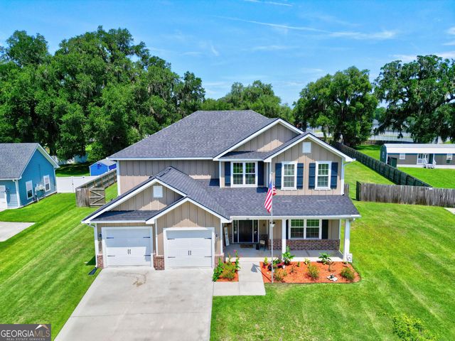 23 Palmer Place Lane NE, Ludowici, GA 31316
