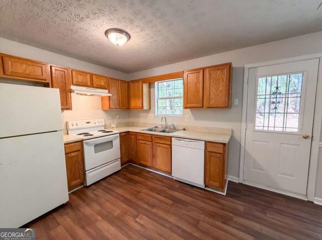 6275 Topaz Trail, Atlanta, GA 30349