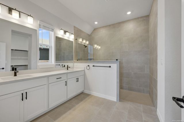 5813 GUNNER PT, New Braunfels, TX 78130